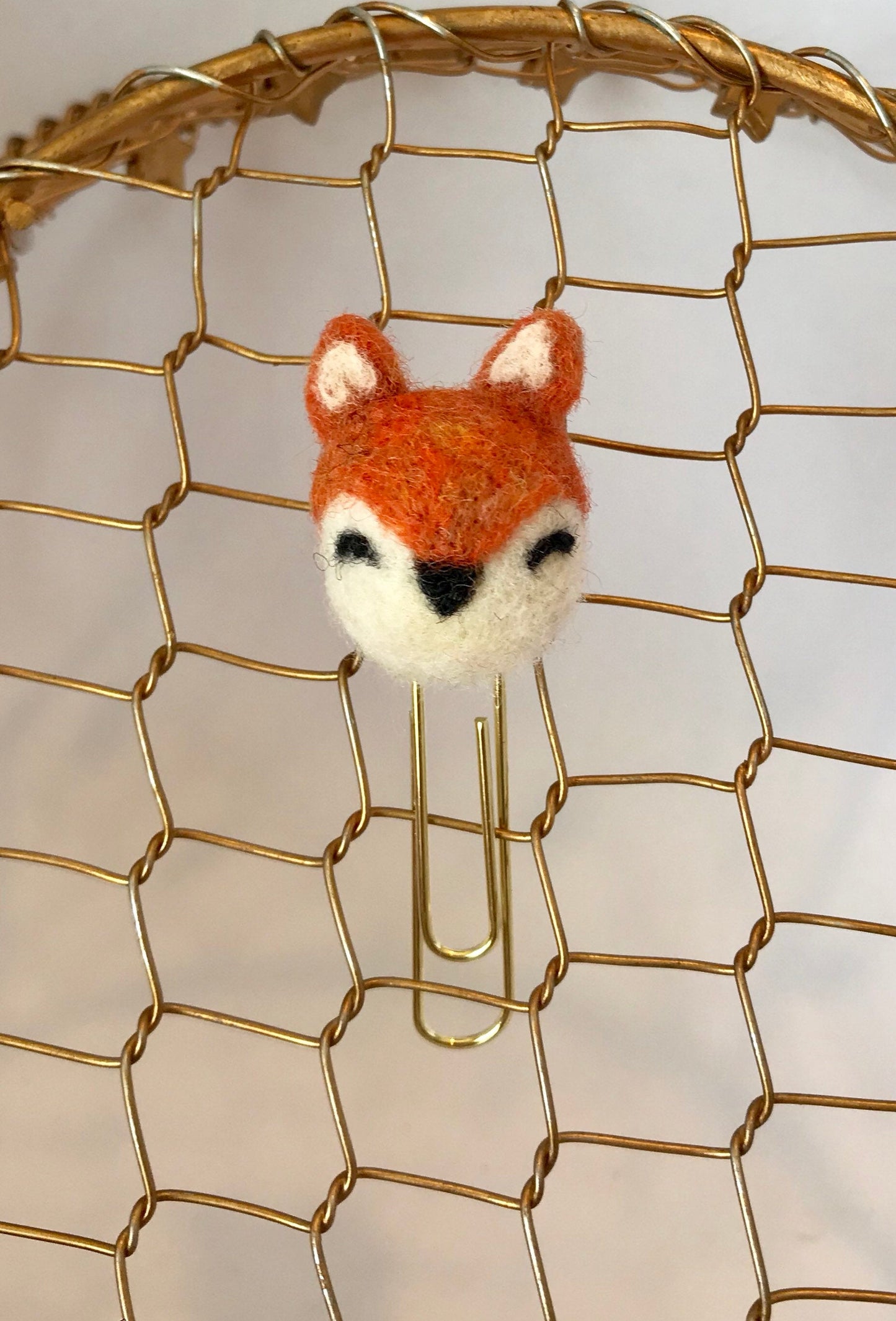 Fox Pom Paper Clip
