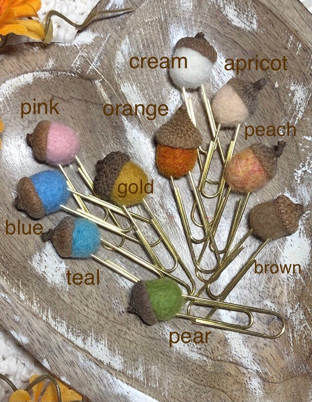 Small Acorn Paper Clip