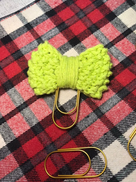 Grinchy Green Bow Paper Clip