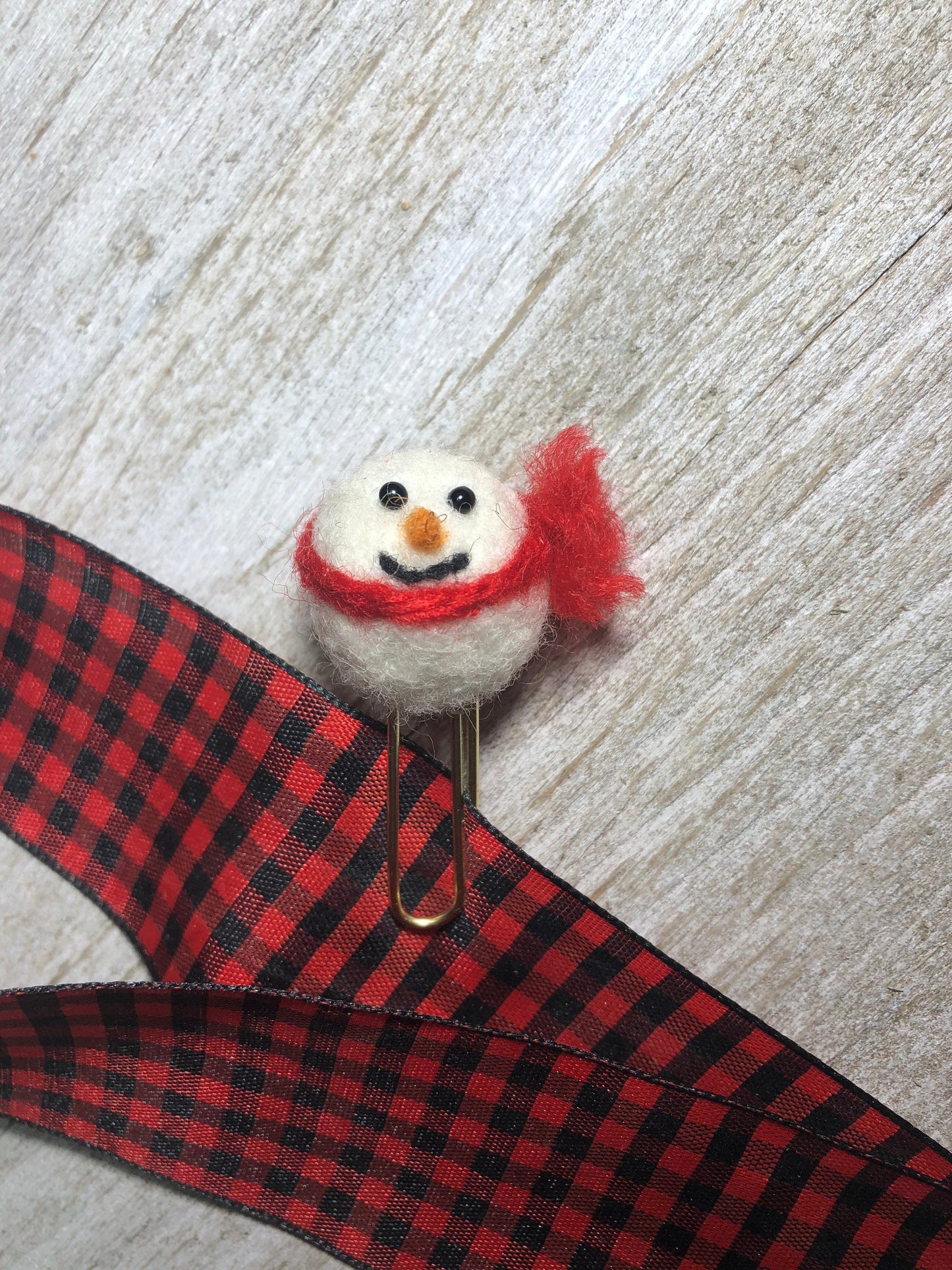 Icey Snowman Paper Clip